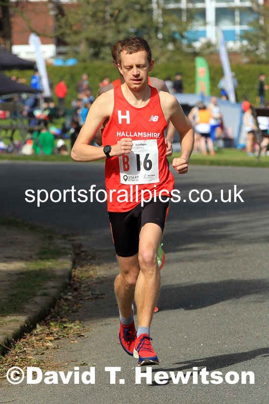 Senior Mens Northern 12 Stage Road Relay, 2022 Northern 12 and 6 Stage Road Relays,  Birkenhead Park, Birkenhead, Wirral.  Photo: David T. Hewitson/Sports for All Pics